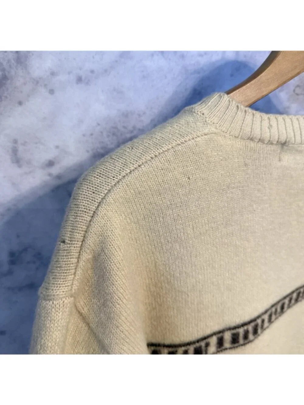 Vintage Burton Snowboards Virgin Wool Sweater Mens Large V Neck